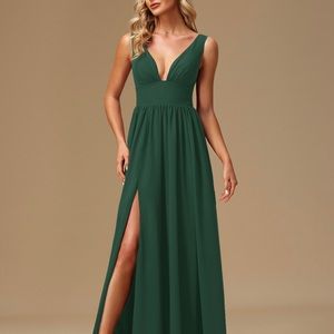 NEW Deep Green A-Line V-Neck Floor-Length Formal Dress w/ High Leg Split